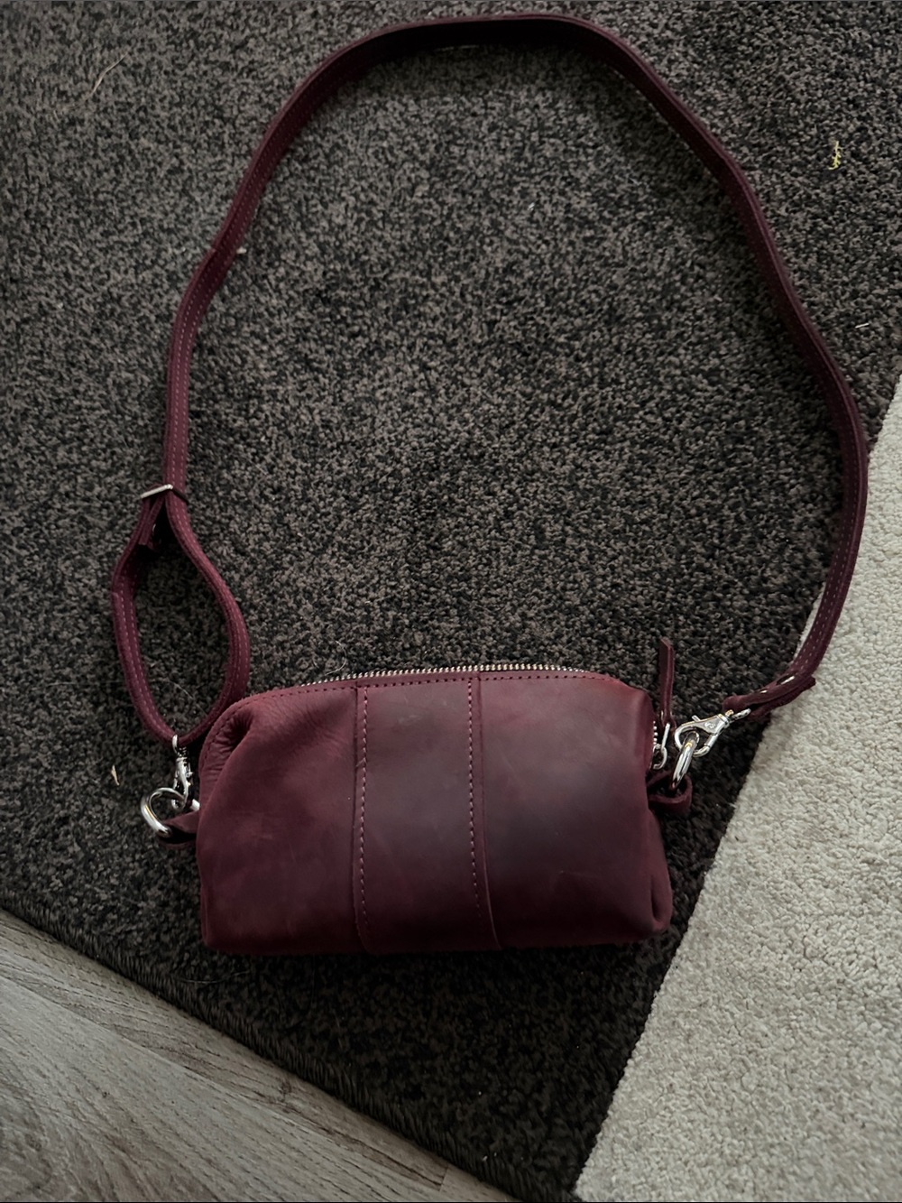 Women’s Burgundy Crossbody Bag - Classic Leather Shoulder Bag